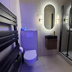 Cuxheaven - Modernes Studio-apartment Direkt Am Mit 65 Zoll Tv Und Tiefgarage In Duhnen Appartamento Cuxhaven