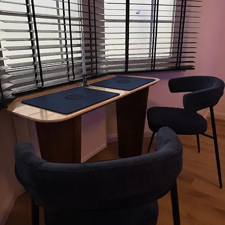Cuxheaven Modernes Studio-apartment Direkt Am Mit 65 Zoll Tv Und Tiefgarage In Duhnen Apartment Cuxhaven