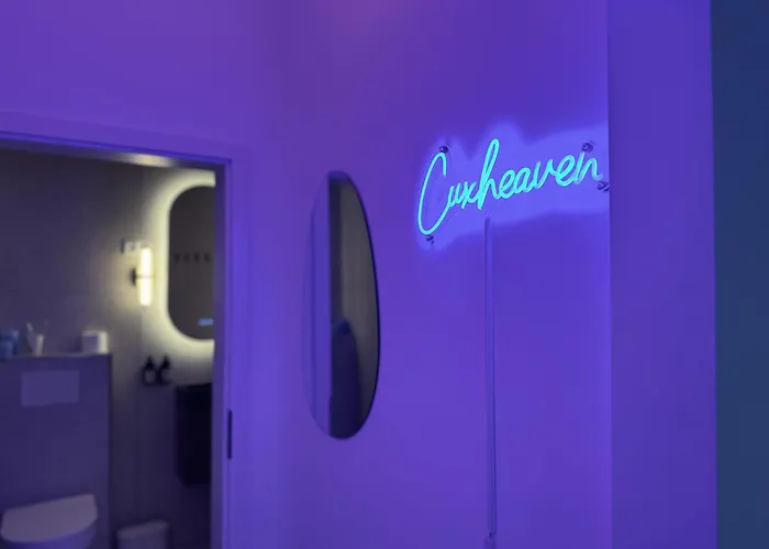 Cuxheaven - Modernes Studio-apartment Direkt Am Mit 65 Zoll Tv Und Tiefgarage In Duhnen *